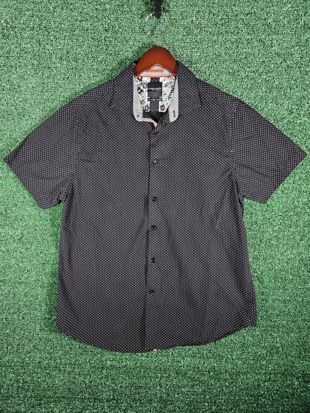 Denim & Flower Ricky Singh Short-Sleeve Black Microdot Button-Up / Mens Large